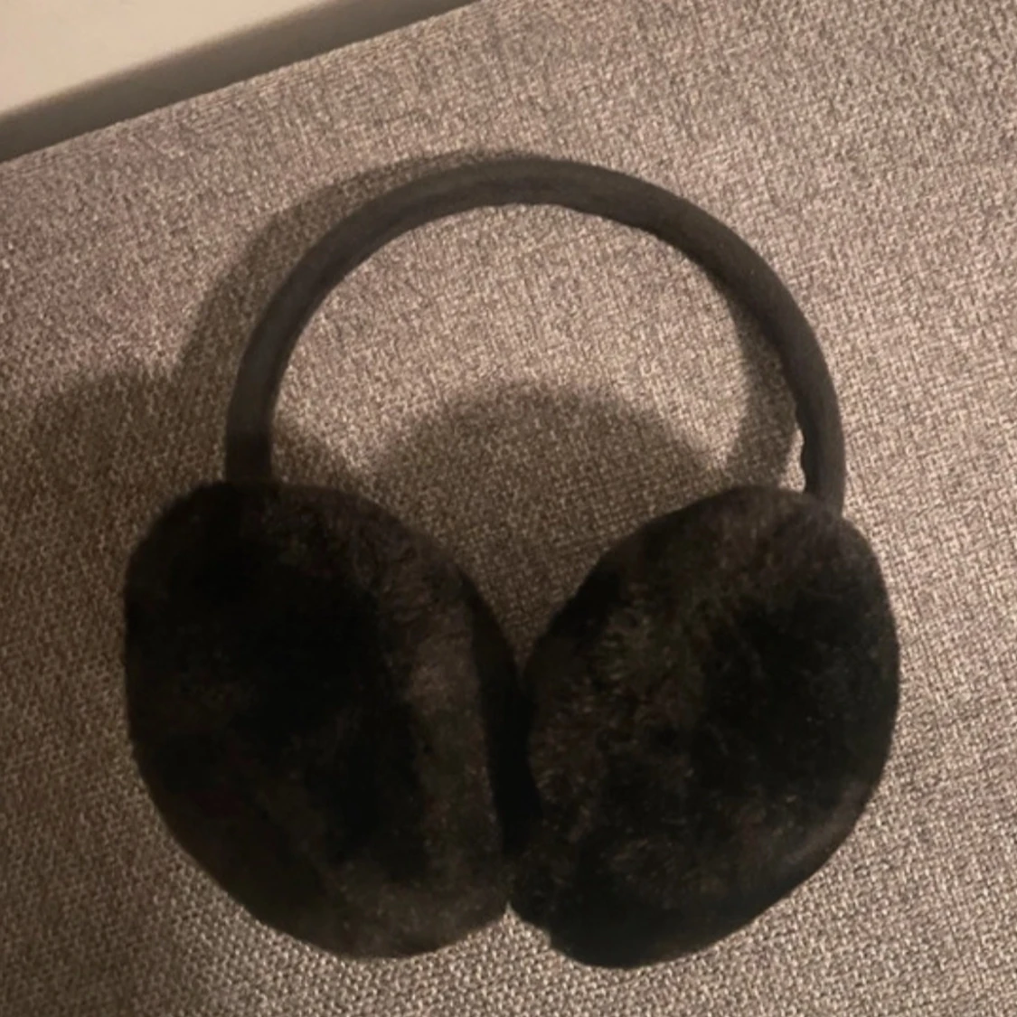 Earmuffs - never used! 