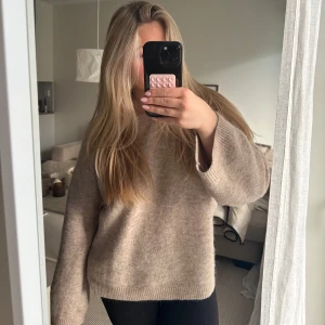 Arket Alpaca Jumper - Som ny, tyckte inte färgen passade mig
