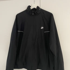 Nike vindjacka  - Vindjacka från Nike 