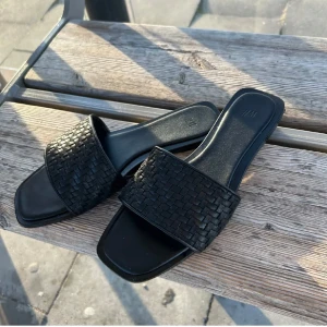 Sandaler  - Fina sandaler. Aldrig använda. Perfekt till sommaren som matchar alla kläder. 