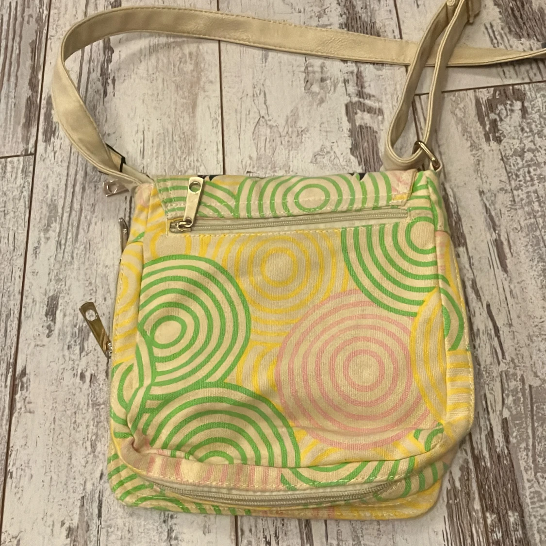 Färgglad axelväska med ugglemotiv - 90