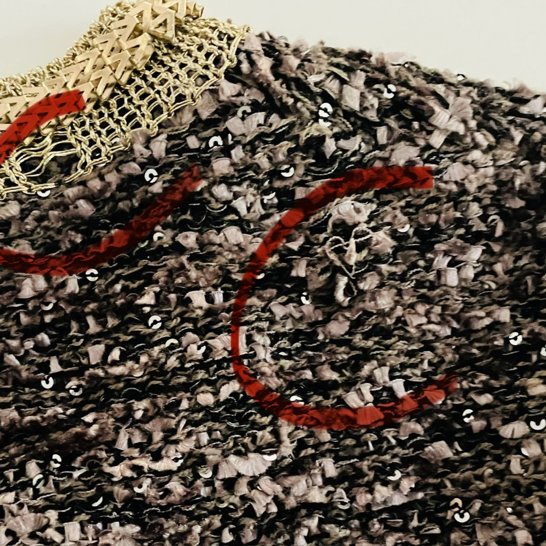 Kofta med guld detaljer  - 92