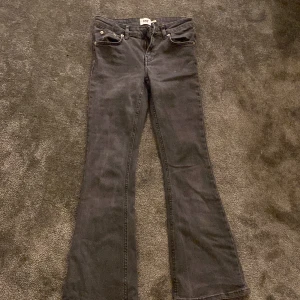 Flared jeans - Fint skick