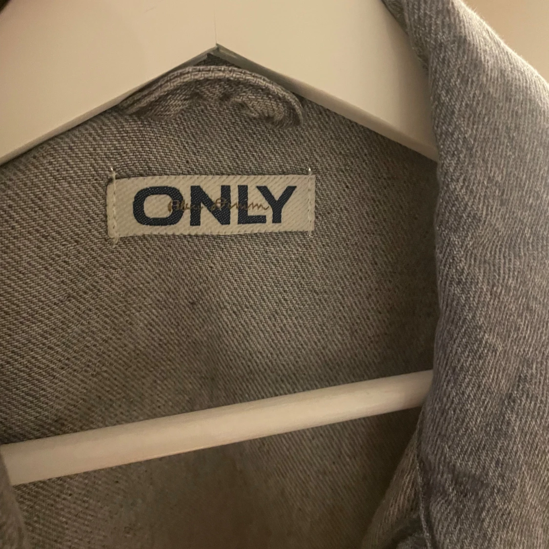 Kortärmad jeansjacka  - 91