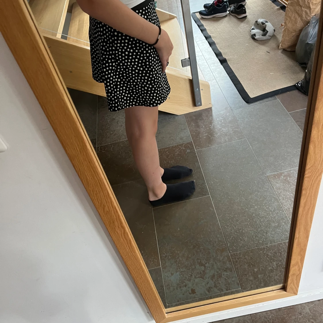 Svart prickig kjol från Kids - 90