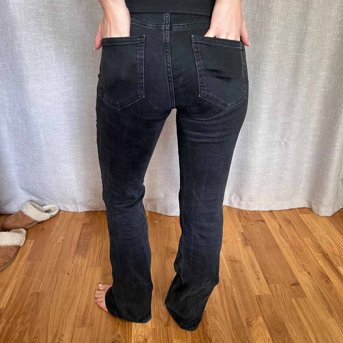 Svarta bootcutjeans - 90