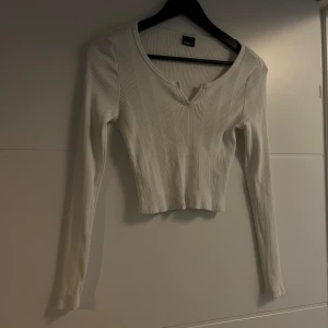 Tröja Gina tricot - Bra skick