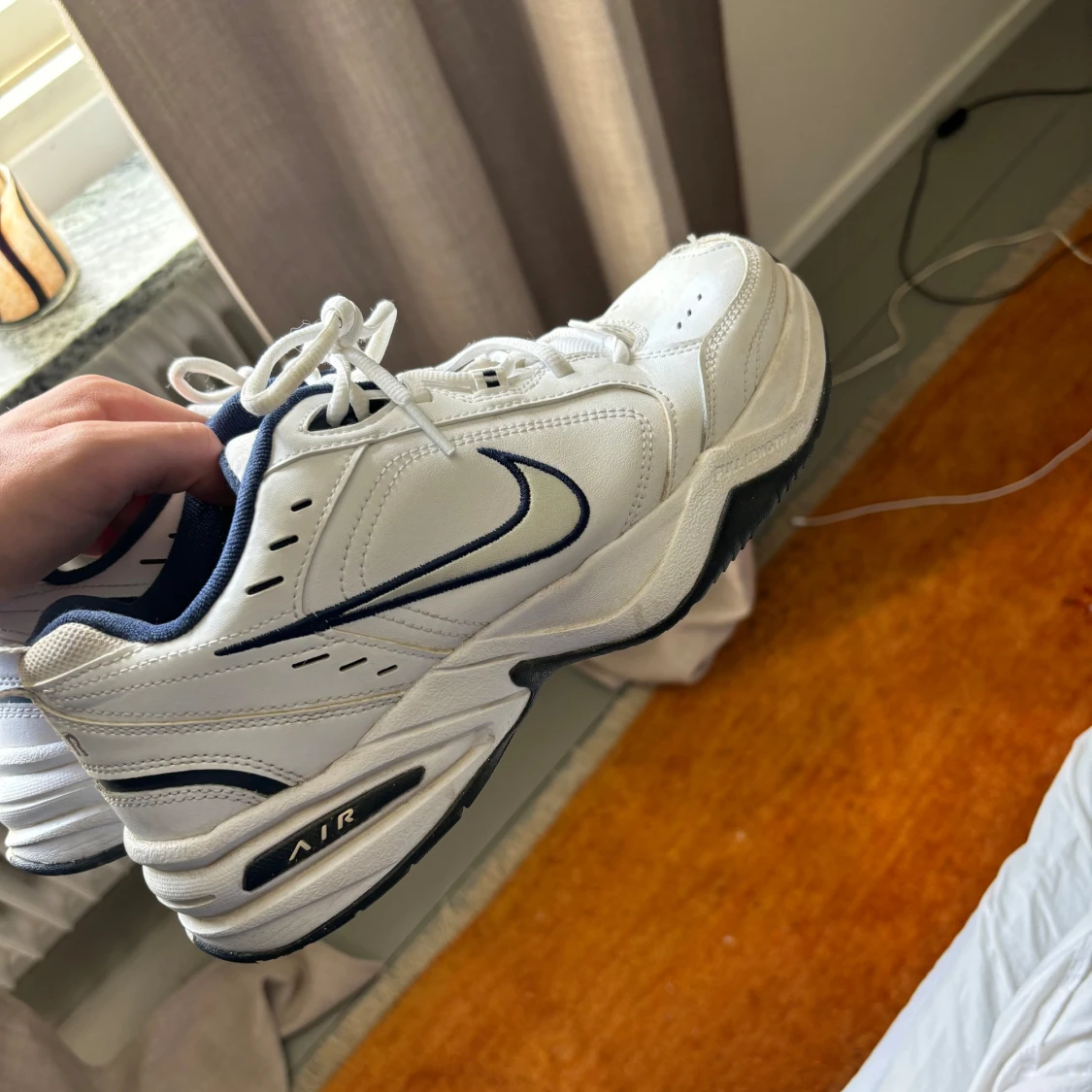 Nike Air Monarch IV - 90