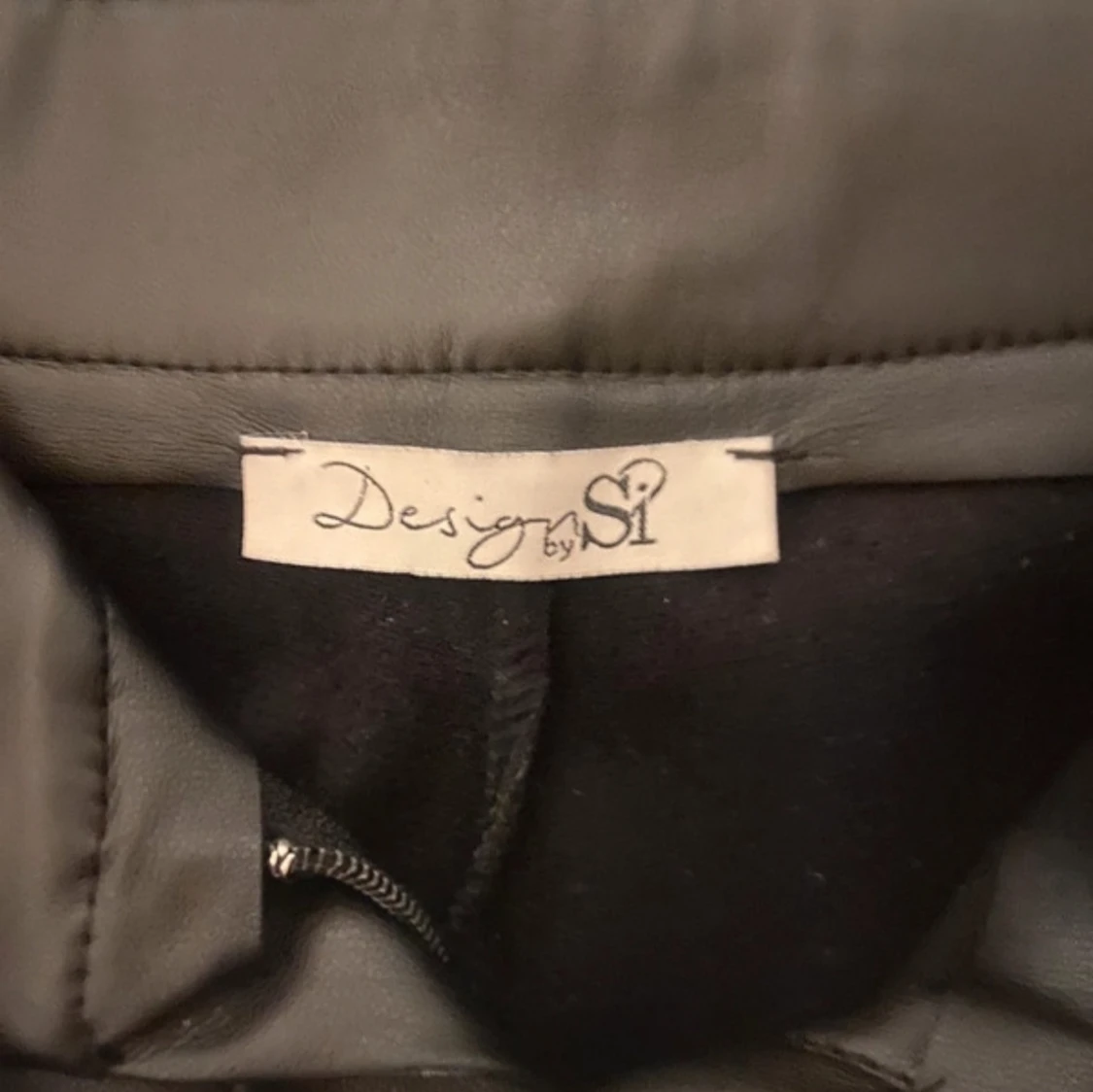 Lågmidjade skinnbyxor  - 2