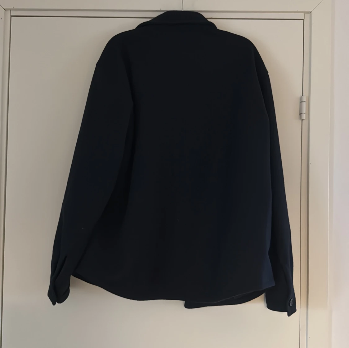 Marinblå Uniqlo overshirt jacka - 2