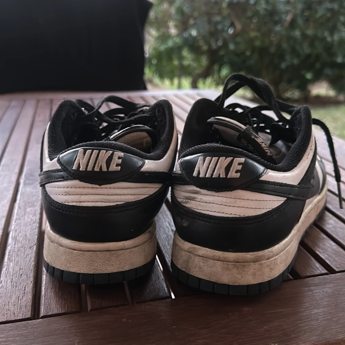 Svartvita Nike sneakers - 2