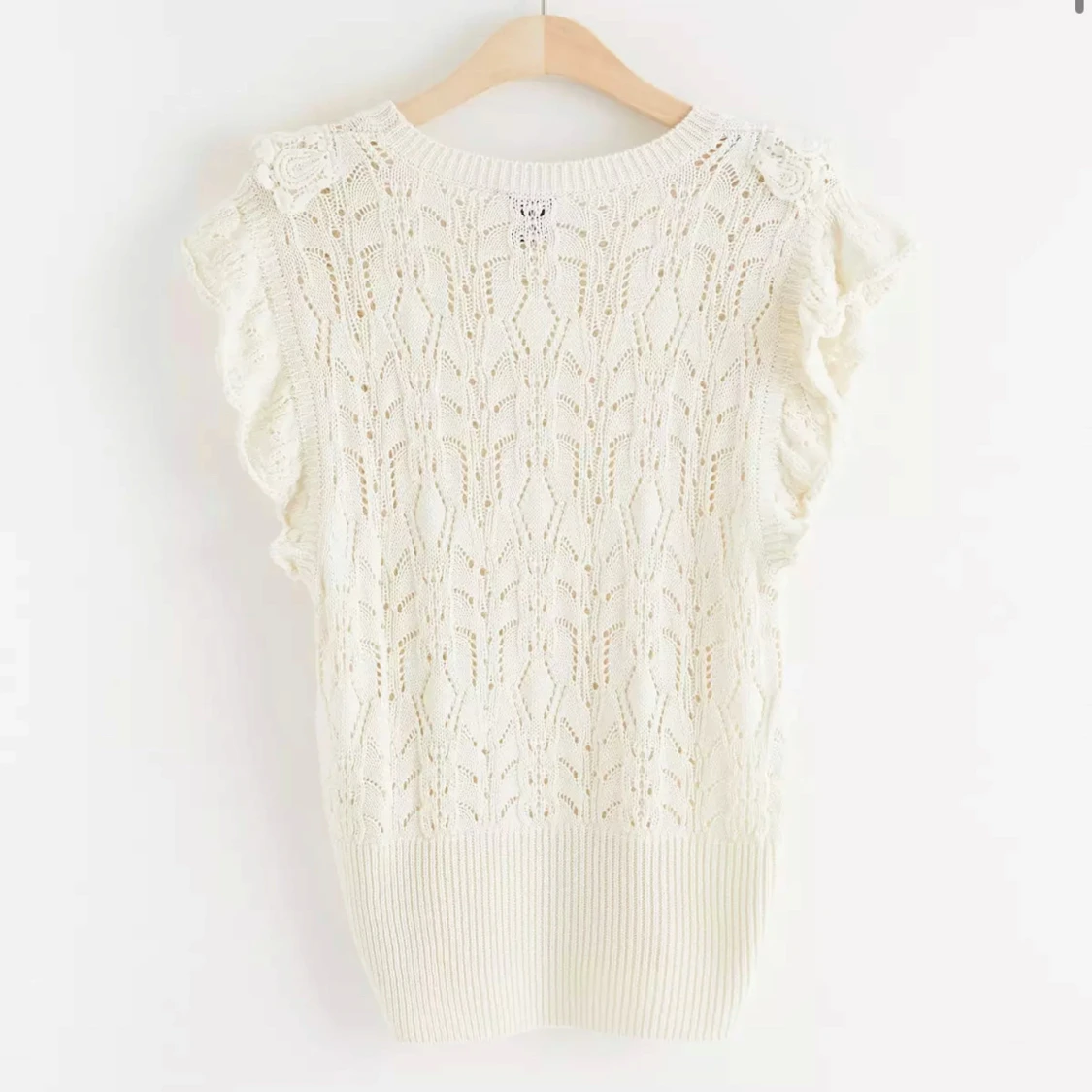 Vit stickad topp från Lindex