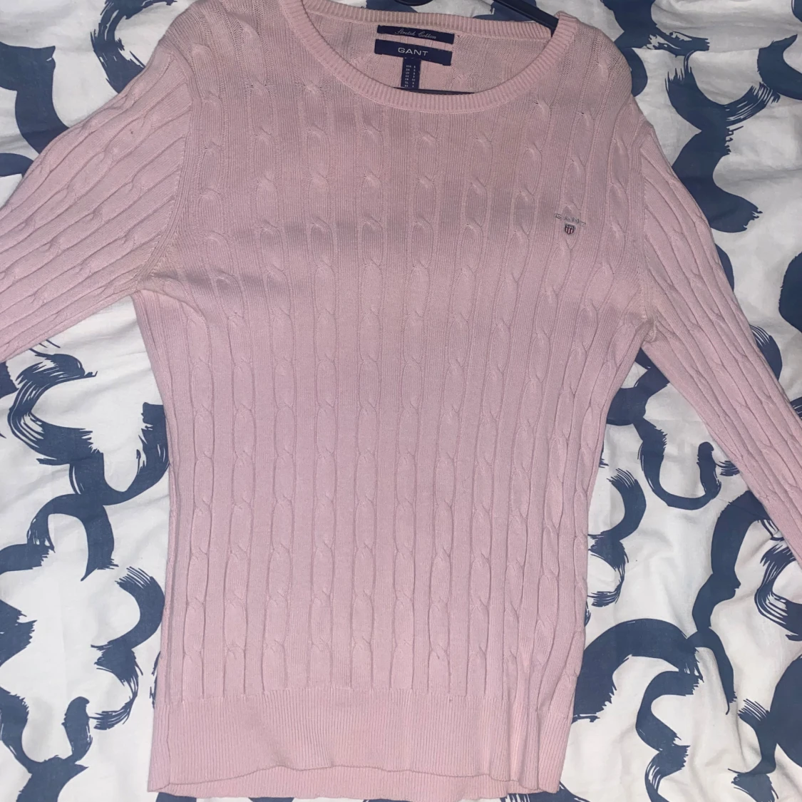 Rosa stickad tröja från GANT - 1