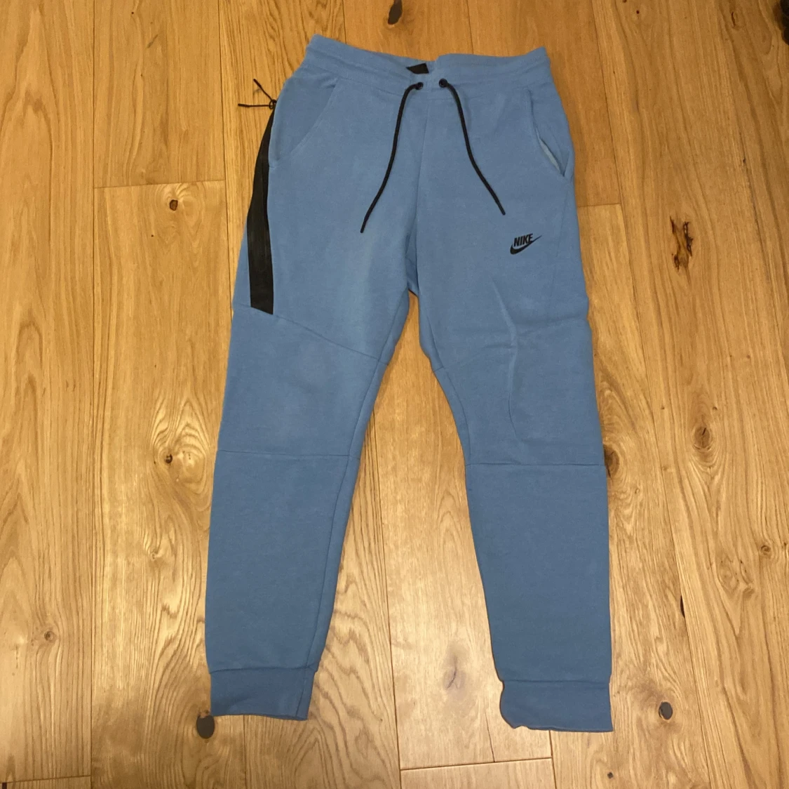 Blå Nike tech fleece mjukisbyxor