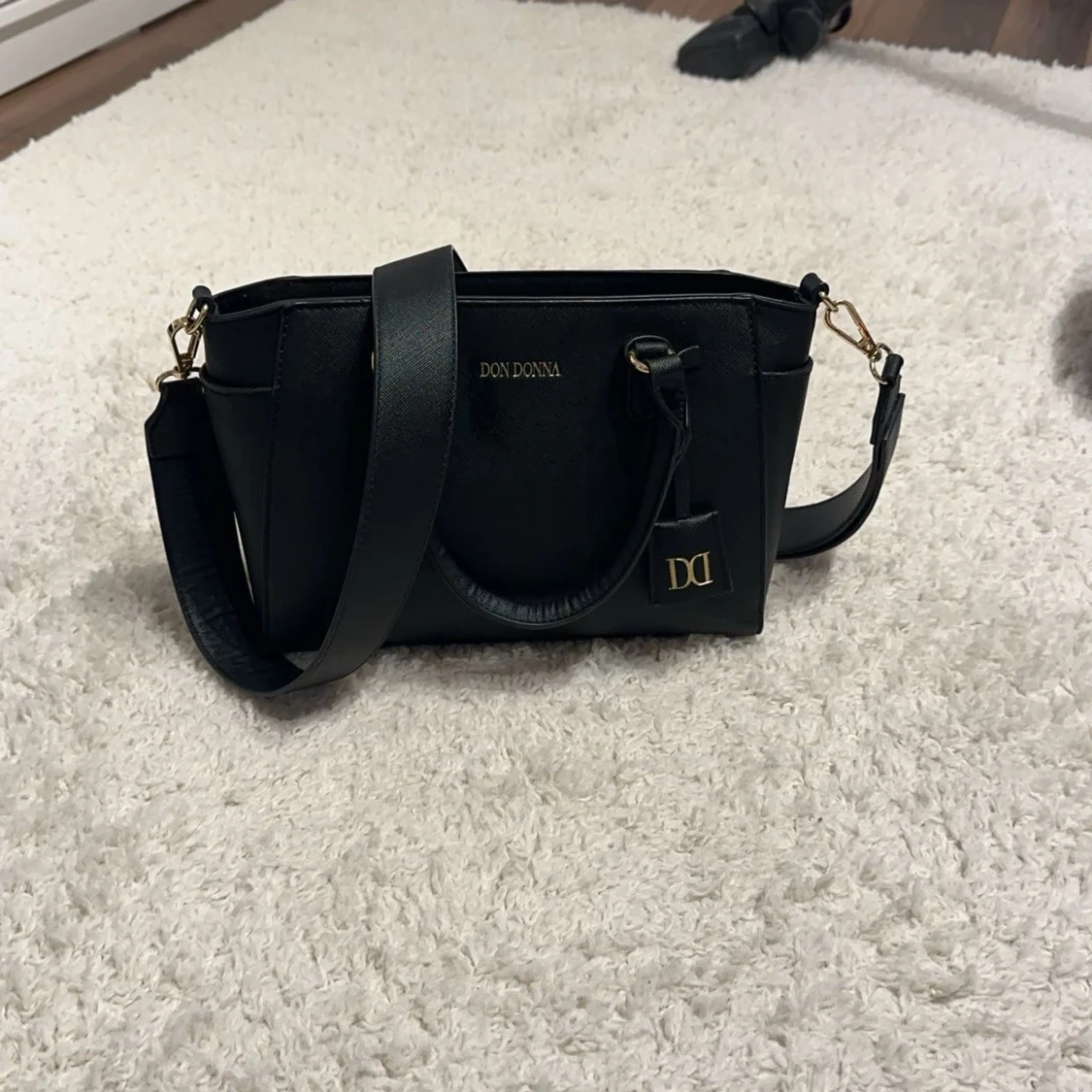 Svart handväska från Don Donna - 3