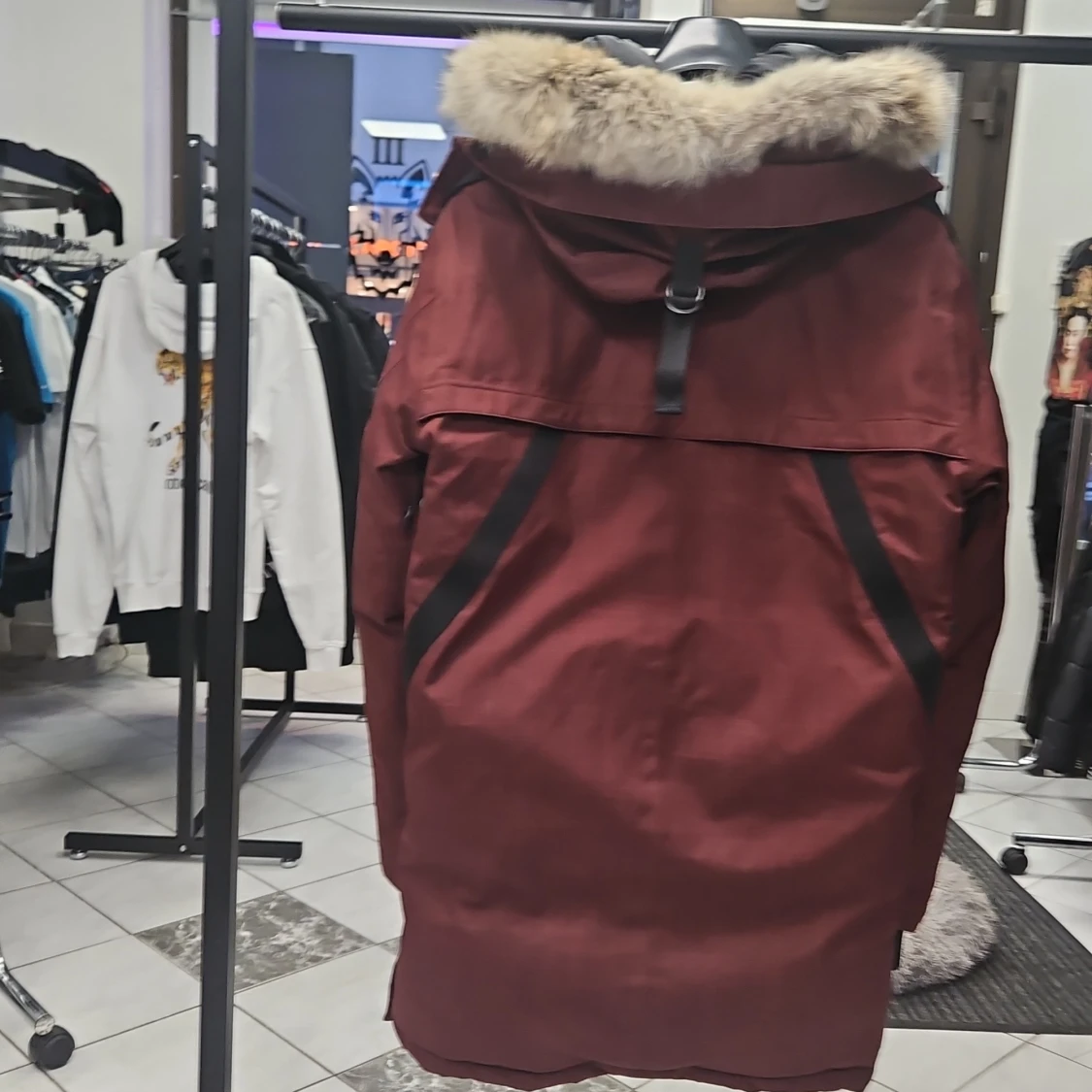 Vinröd Yatesy parkajacka från Nobis - 4