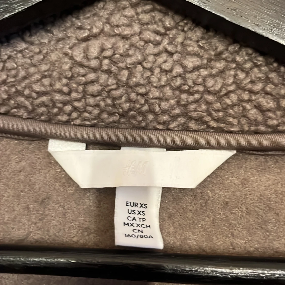 Beige teddyjacka från H&M - 2