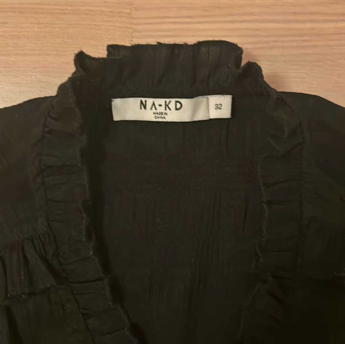 Svart blus från NA-KD - 3