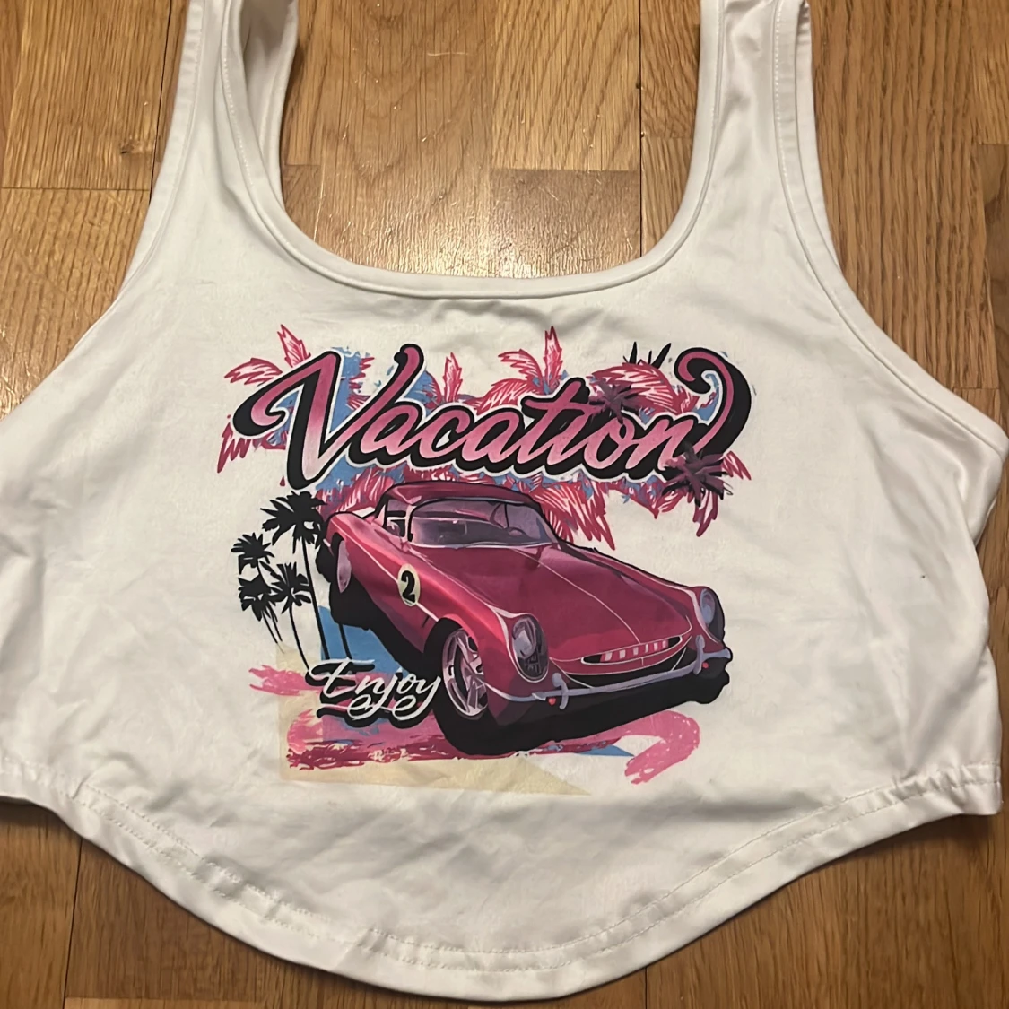 Vit croppad linnetopp med tryck - 3