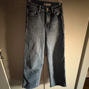 Straight jeans!! - Jättesnygga jeans!!!
