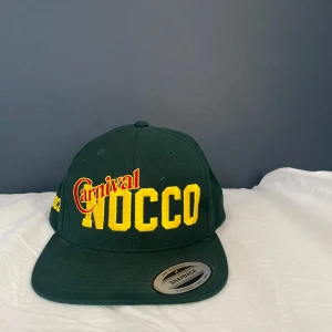 Limited edition NOCCO Carnival keps oanvänd - Säljer denna oanvända limited editon nocco kepsen. Priset är diskuterbart! Skriv om du har några funderingar 