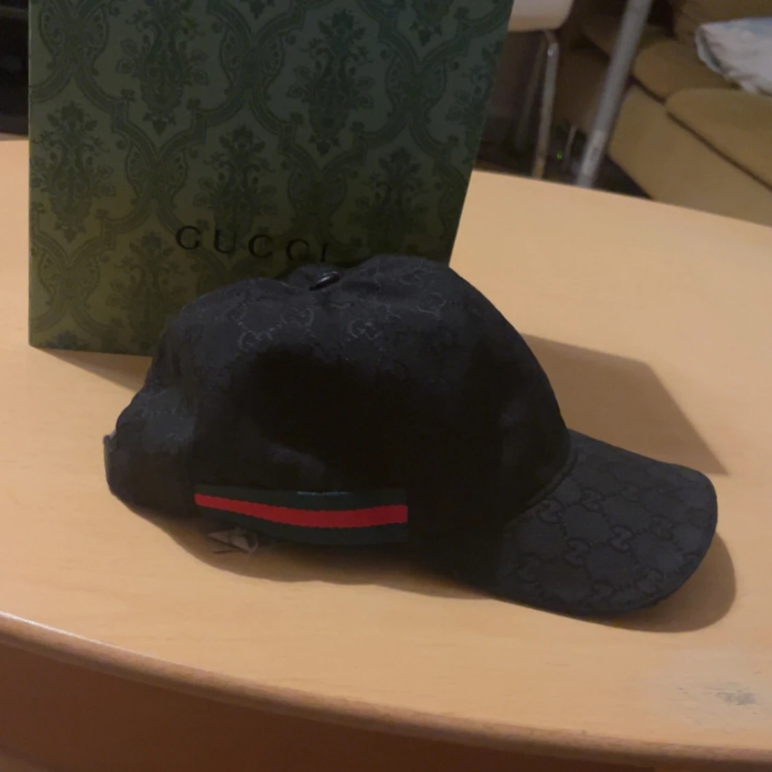 Svart keps från Gucci - 1