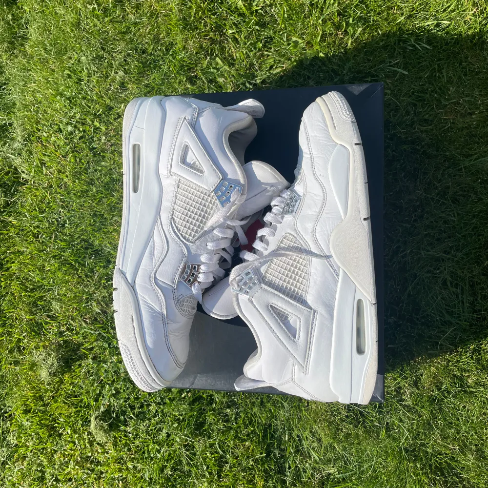 Pure money 4s storlek 46 bra skick  äkta med bevis. Skor.