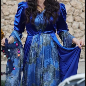 Jättefin kurdisk klänning  - Använd bara 1 gång  Pris kan diskuteras 