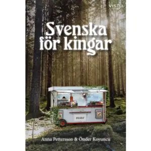 Man kan säga att han har det ganska bra. Han har ett eget företag, det rullar på flera hjul och körs fram av en skogsgrön Volvo 240 med dragkrok. Som en symbol för Sverige, mer svensk än dalahästen.Hans företag är en korvvagn. Han står i sin korvvagn de flesta vardagar, och för det mesta natten mot både lördag och söndag, tills folk börjar gå hem.  Fyra unga män från Afghanistan kommer till Uppsala och blir bästa vänner. De har allt, och samtidigt inte mycket alls, gemensamt. Mahdi drömmer om respekt, Ali drömmer om kärlek och Gholam drömmer om trygghet. Ravesh har den största drömmen av dem alla. Han vill bli svensk vad det nu innebär.En kväll kommer Johan och handlar i Raveshs korvvagn. Johan pratar konstigt och har dyra kläder men det gör inte Ravesh någonting, speciellt inte när Johan bjuder med honom på fest. Mötet blir starten på en omtumlande berättelse där Ravesh tvingas upptäcka nya delar av sig själv: hur han vill vara, hur han inte vill vara och vad han ofrånkomligen är.     Format Danskt band   Omfång 379 sidor   Språk Svenska   Förlag Visto Förlag   Utgivningsdatum 2022-01-10   Medverkande Önder Koyuncu   Medverkande Matilda Nyman Järhult   ISBN 9789178856299  