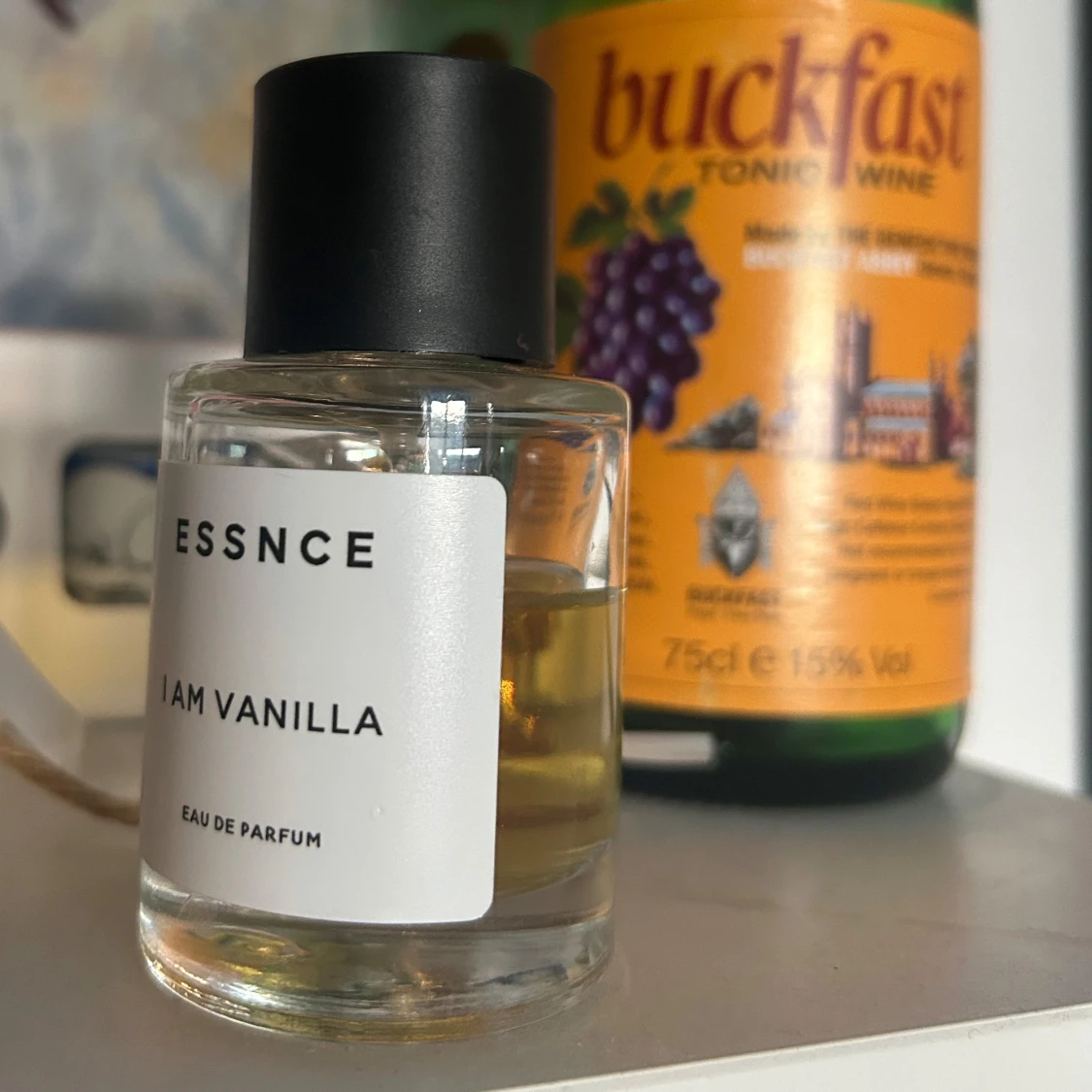 I Am Vanilla Eau de Parfum från Essnce 60% kvar - 90