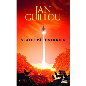 Slutet på historien (pocket) - Guillou begår som alltid en imponerande historievandring genom ännu ett decennium. ... Ändå lyckas Guillou i denna bok faktiskt skarpare än någonsin syna de decenniespecifika backspegelbilderna. Ypperliga är beskrivningarna av sådant som socialdemokratins självmord; utförsäljningarna och new public management-vansinnet, eller Kalla krigets övergång i Kriget mot terrorismen, där den lede kommunist-fi byttes ut mot nya hotet islam och det kulturkrig vi ser pyra i dag. Hur alltmer, snart väldigt mycket mer, kom att handla om ras och religion. Niklas Wahllöf, Dagens Nyheter Efter nära femtio år i exil kommer förre SS-officeren Harald Lauritzen tillbaka från sin tillflykt till Argentina. Hans återkomst vänder upp och ner på tillvaron för släkten Lauritzen. Onkel Harald är nämligen fortfarande nazist. Men han har ett erbjudande som det inte går att säga nej till.Eric Letangs advokatbyrå ställs ånyo inför en våg av moralpanik. Den här gången är det pedofilskräcken som leder till ännu en häxjakt.1990-talet är en tid av ekonomiska kriser och socialdemokratins begynnande nedgång. Samtidigt växer främlingshat och högerextremism, en politisk omsvängning som alltför många underskattar. Där 1900-talet slutar inleds en helt ny epok som visar att vi ingenting lärt av historien.Slutet på historien är den tionde och avslutande delen i Jan Guillous romanserie. Med den är han i mål med sitt gigantiska bokprojekt Det stora århundradet, där han skildrar en släkt som vi får följa genom hela 1900-talet.Sammantaget framstår Guillous dekalog som ett imponerande verk, som på ett aktningsvärt sätt förenar folkbildning och underhållning. Helhetsbetyg: 5/5 Bibliotekstjänst Jan Guillou går hur som helst lyckligt i mål med sin uppgift. Romansviten "Det stora århundradet" är en smattrande historielektion, randad på kvällstidningsreporterns skrivmaskin. Förmodligen bättre läsning för svenska elever än vilka skolböcker som helst. ... Jag tvekar inte att utnämna "Det stora århundradet" till århundradets svenska samhällssaga. Bodil Juggas, ArbetarbladetOch även om jag skriver det här som representant för romanseriens verkliga antagonist - Expressen, "den mest avskyvärda av landets tidningar", något man inte ens kan hålla i utan att skita ner sig, romanfigurernas största plåga, långt ondskefullare än den jämförelsevis djupt mänskliga nazisten Harald - vill jag prisa Guillou. Hans romanserie är ett slags politik för folket, ett helt, nästan totalt sätt att se på världen och bedöma den. Kommunikation, ideologi, underhållning; litteratur som vägrar vara fin, fin och fransk, för att använda Guillous terminologi, men utan att därmed göra avkall på ambitioner och pretentioner. Och just därför blir "Det stora århundradet" ett betydelsefullt och säreget tillskott till den svenska litteraturen. Det menar jag som rejält beröm. Victor Malm, Expressen    Format Pocket   Omfång 491 sidor   Språk Svenska   Förlag Piratförlaget   Utgivningsdatum 2021-06-08   ISBN 9789164207425  