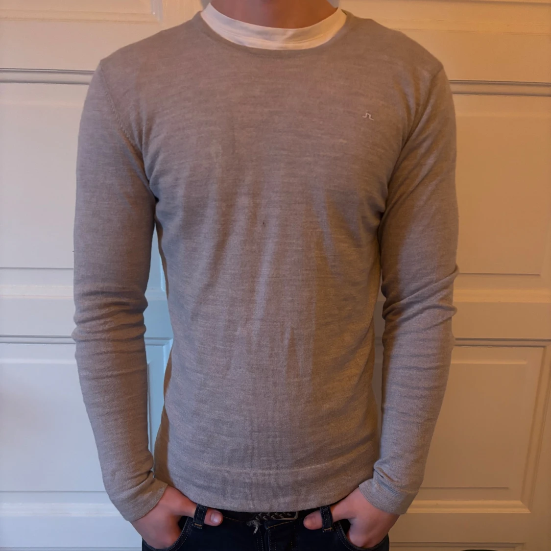 Grå tröja från J.Lindeberg