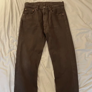 Levis 501 jeans - Measurements  W: 31 L: 34  Waist - 37 cm Rise - 30 cm Inseam - 70 cm Leg Opening - 20 cm 