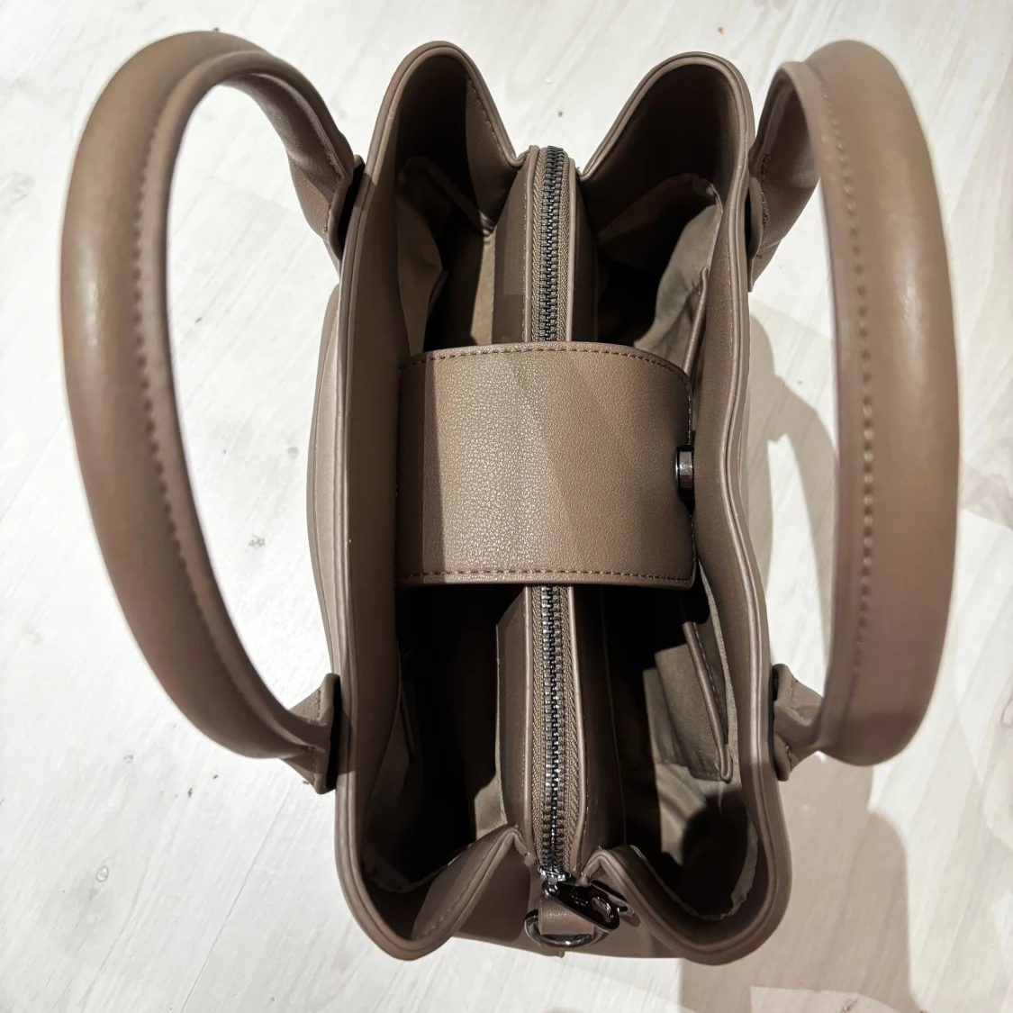 Rizzo handväska  - 93