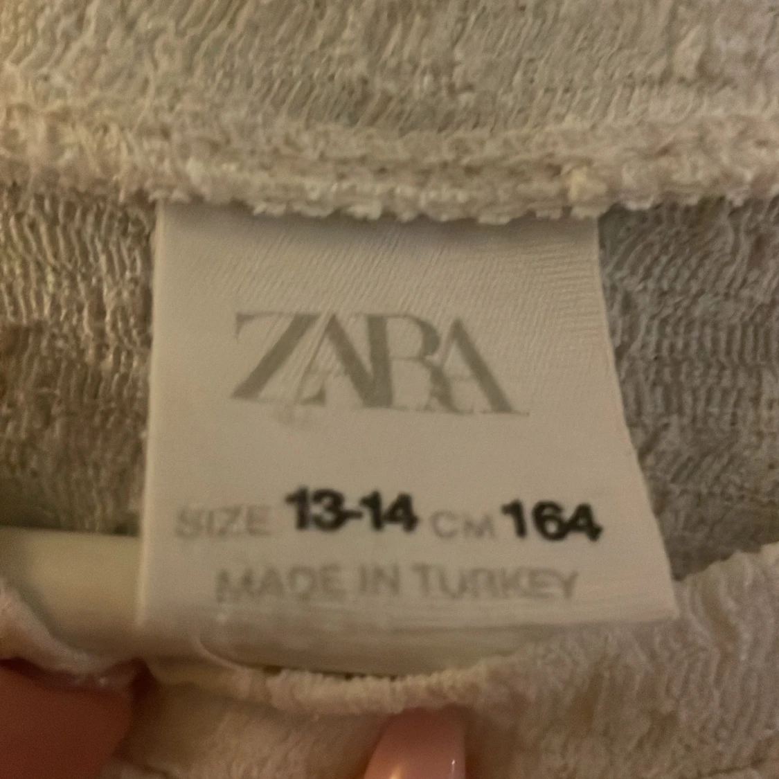 Vit blus från Zara - 90