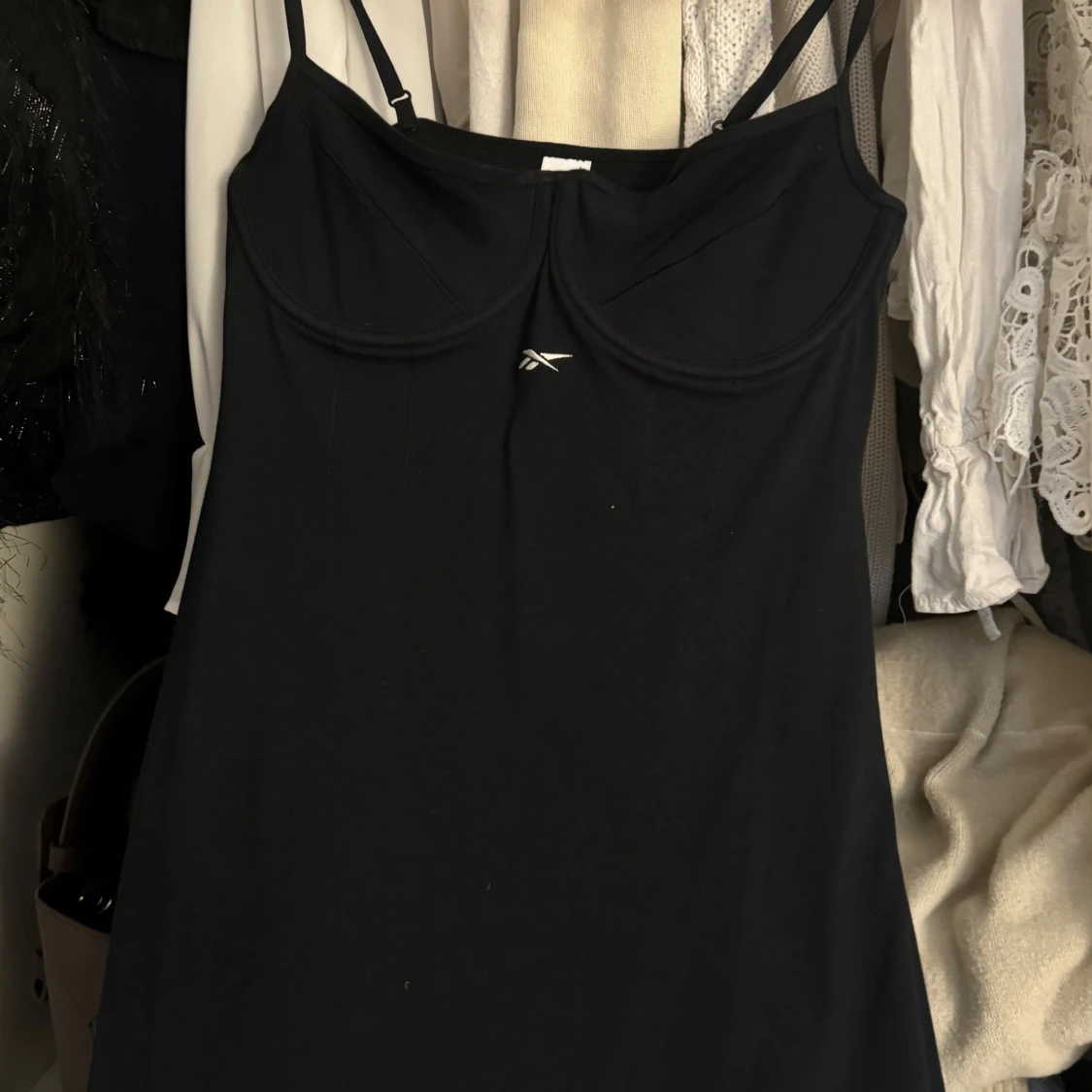 Svart klänning från Reebok - 90