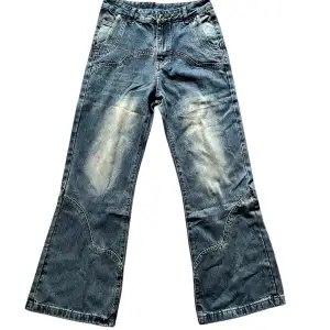 Bootcut jeans unisex. Japanese style, helt oanvända. W29