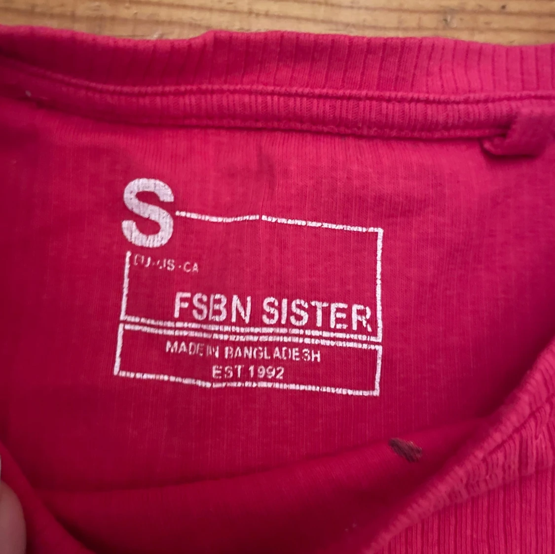Rosa ribbad topp från FSBN Sister - 91