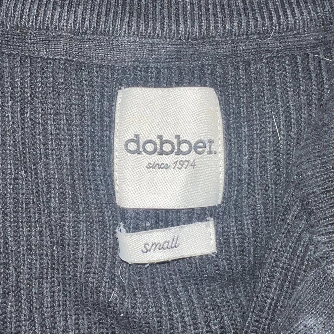 Svart stickad cardigan från Dobber - 93