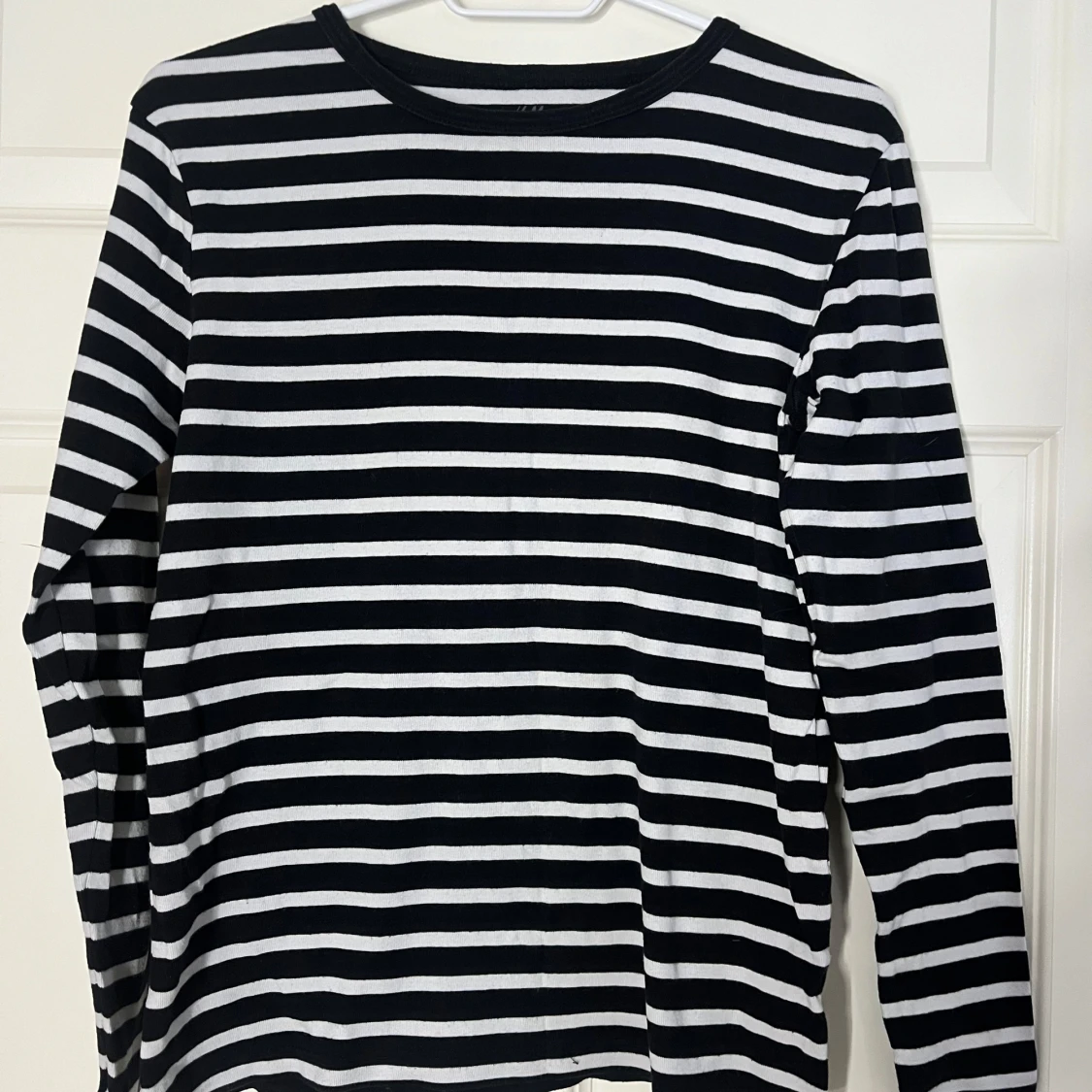 Svart och vit randig tröja från H&M - 90