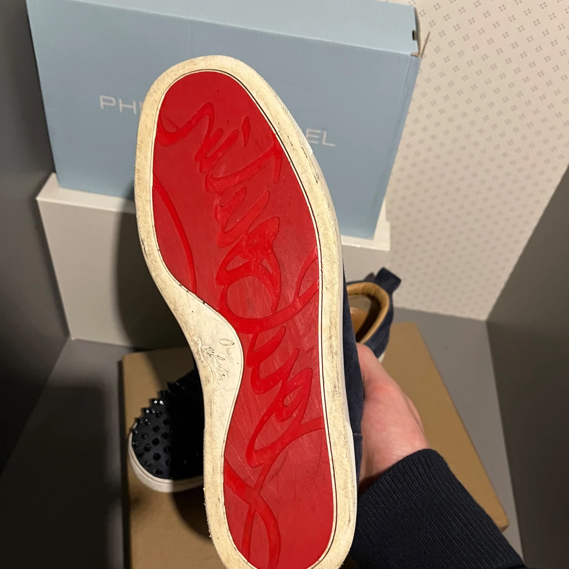 Christian Louboutins med nitar - 90