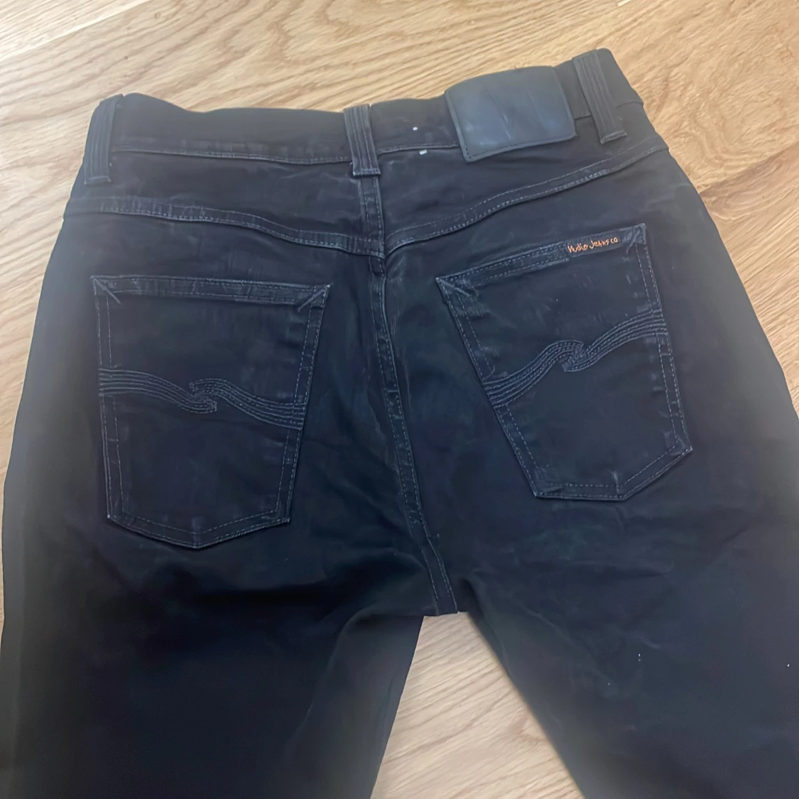 Feta svarta jeans från Nudie Jeans - 90