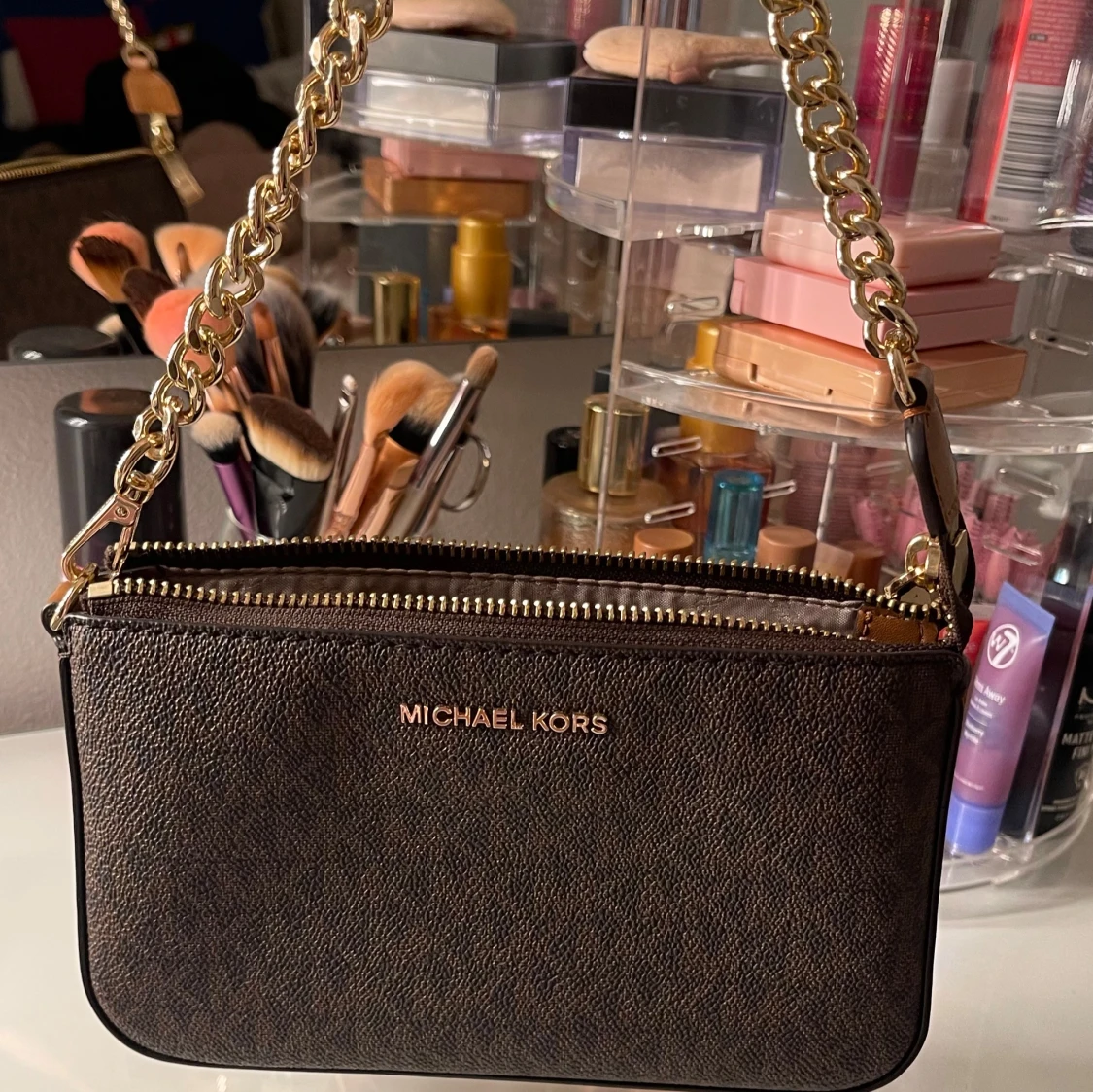 Brun axelväska från Michael Kors