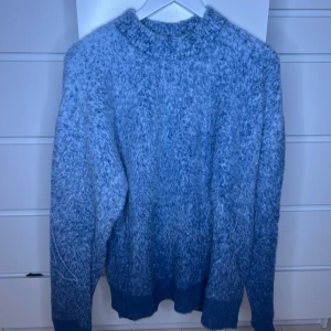 Maníere De Voir Tröja Blå - Size M Cond 9/10