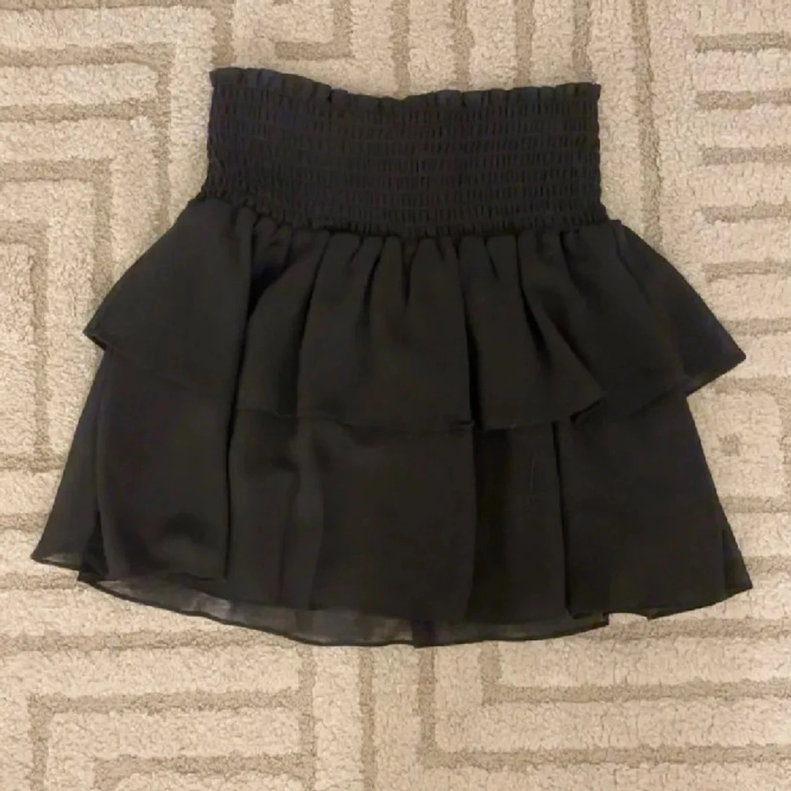 Svart kjol från Chelsea - 90