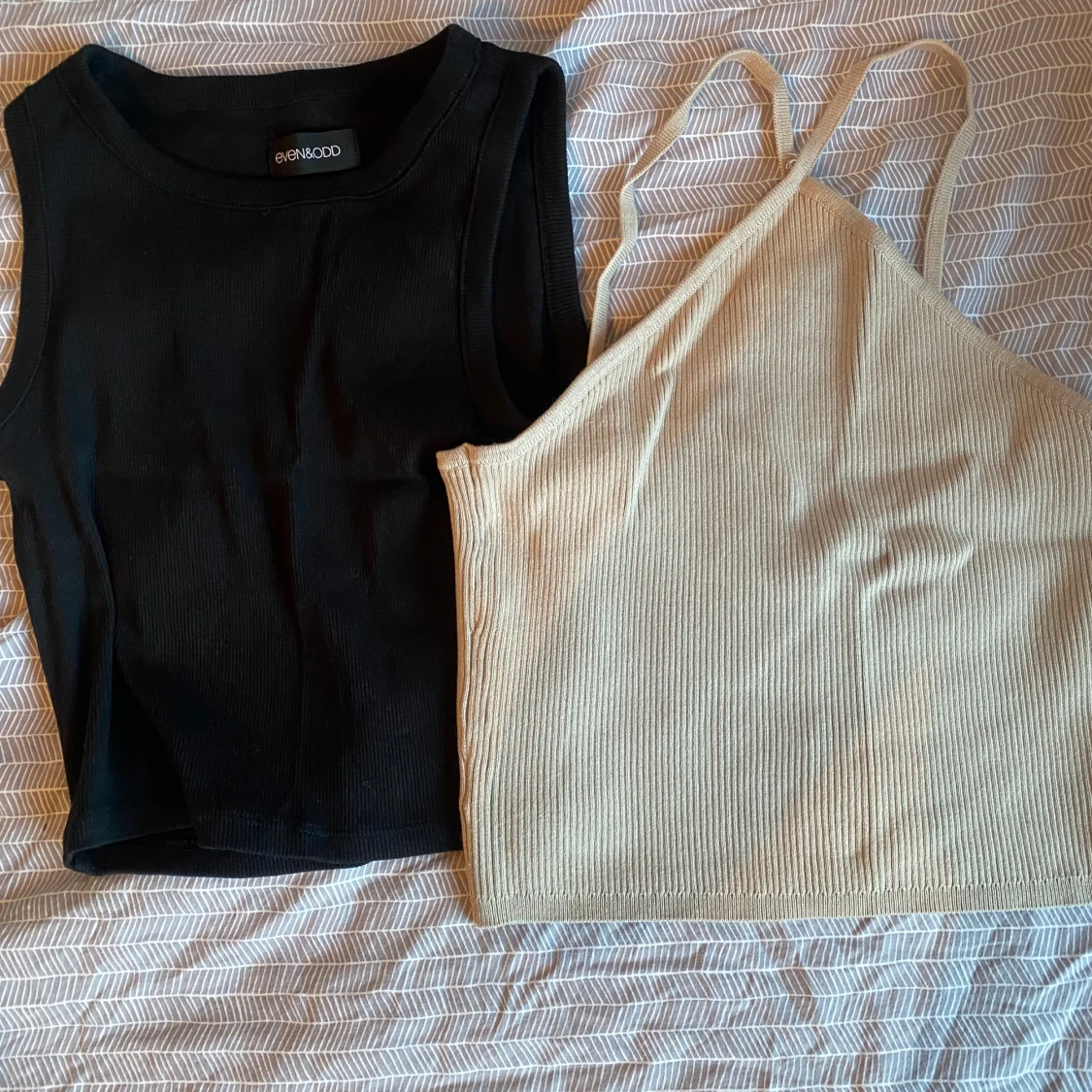 Svart och beige linne  - 2