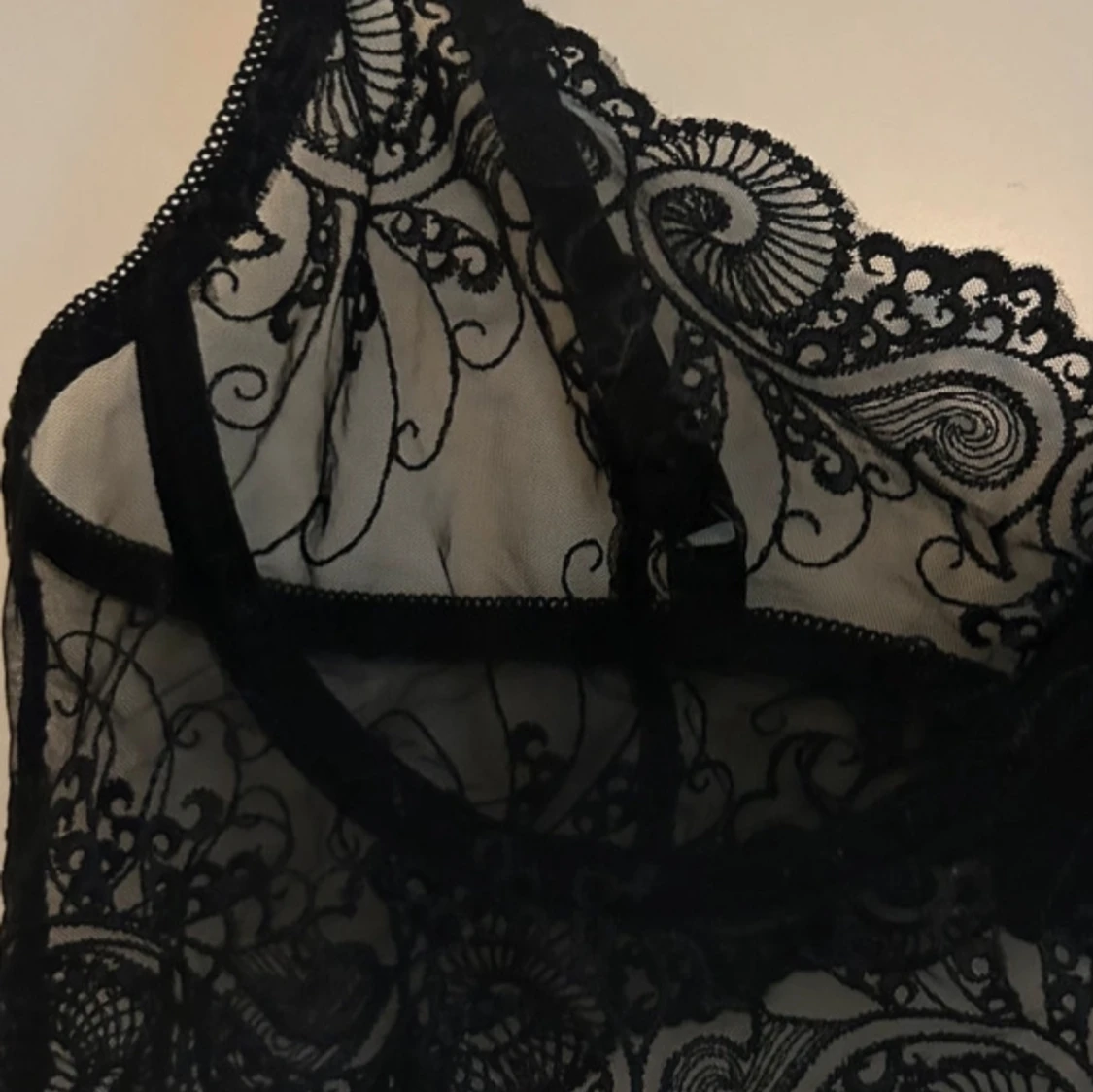 Svart spets bh - 90