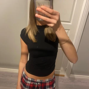 Tight topp - Snygg vardags eller fest topp!