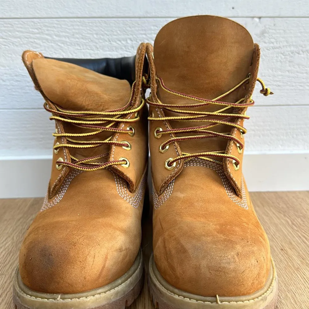 Säljer Timberlands i bra skick. Pris går alltid att diskutera . Skor.