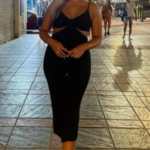 Klänning - Storlek S/M Endast använd 1 gång 